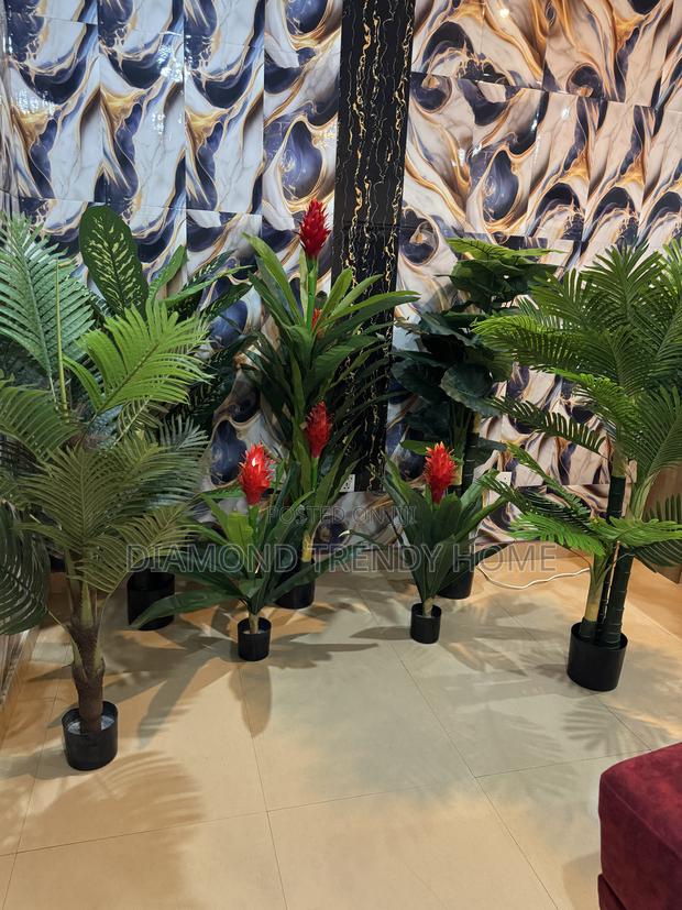 Artificial Plants · Photo 7