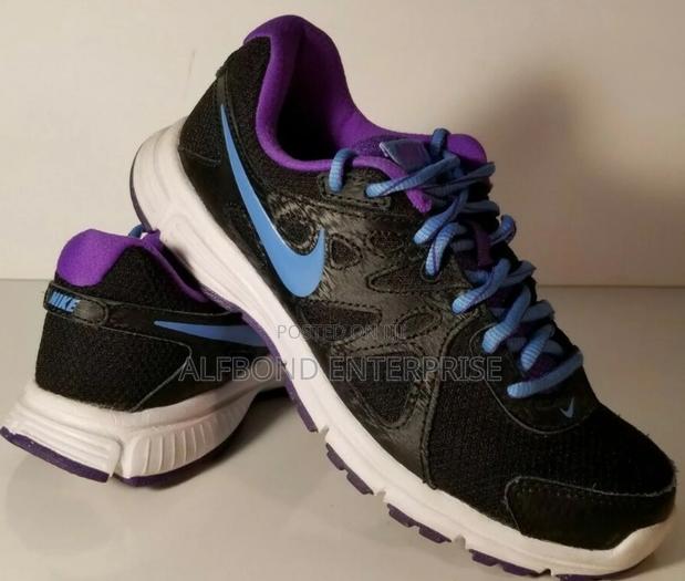 Nike Revolution 2 Women Running Shoes Women’S Size 8.5 Us · Photo 1