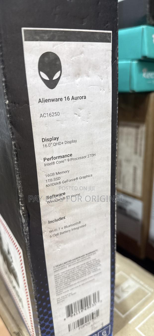 New Laptop Dell Alienware 16 Aurora 16GB Intel Core Ultra 9 SSD 1T · Photo 3