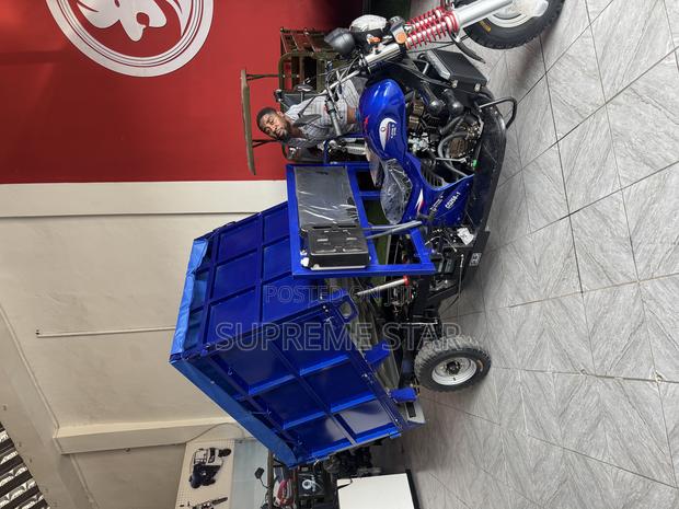 New Motorcycle 2025 Blue · Photo 5