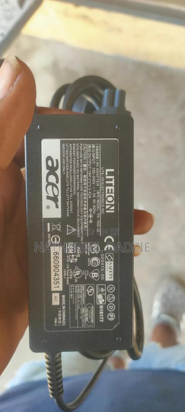 Laptop Acer Aspire 1 1GB Intel SSHD+SSD 160GB · Photo 4