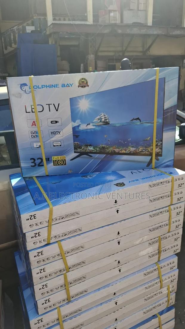 Dolphine Bay 32-Inch Digital Tv · Photo 1