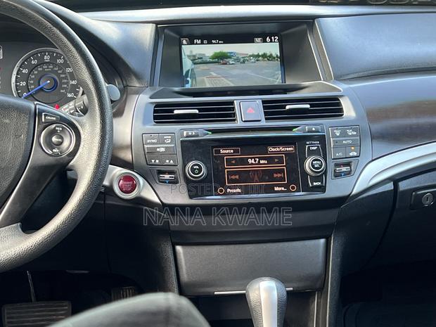 Honda Crosstour 3.5 AWD 2015 Brown · Photo 6