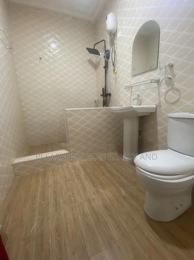 2bdrm Apartment in Pleasantplaces, Lake Side Estate for rent · Photo 8