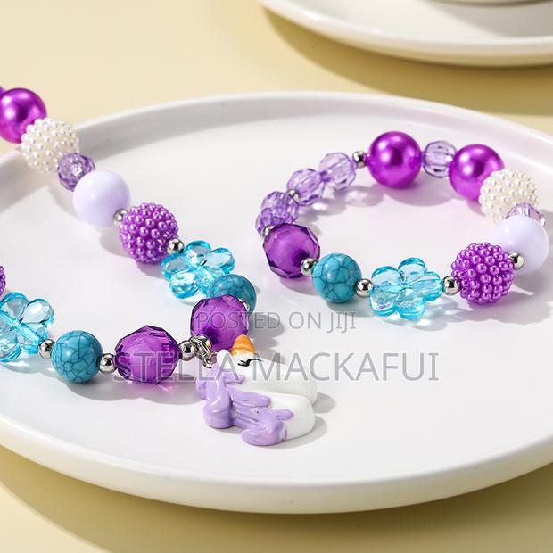 Pretty Necklace With Bracelet · Photo 3