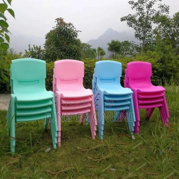Kids Study Chair Strong Plastic · Photo 1