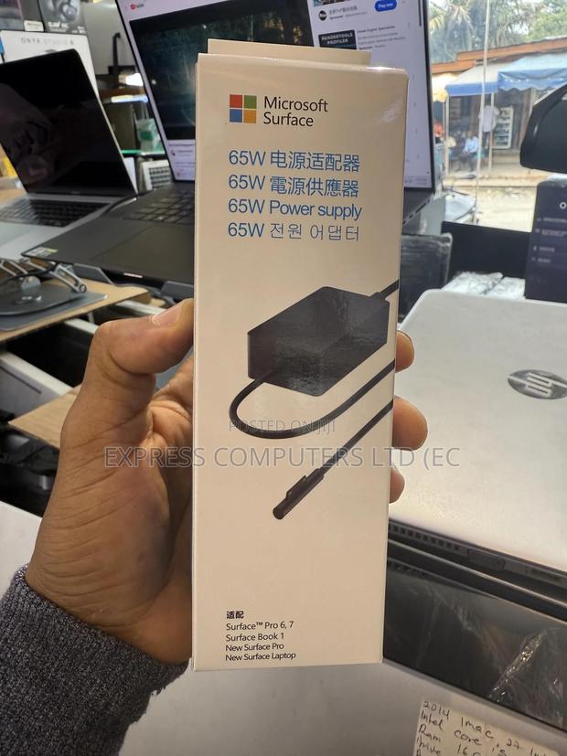 Microsoft Surface Original 65 Watts Charger .For Surface Pro 4,5,6 7 · Photo 1