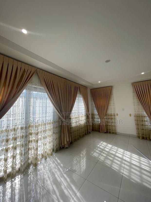Room Darkening Curtains · Photo 1