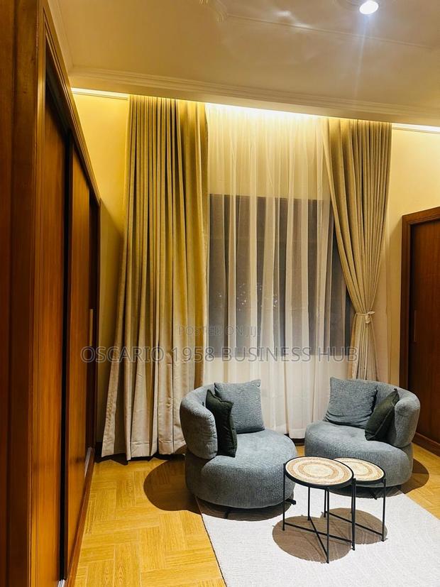 Luxury Curtains for All Place · Photo 1