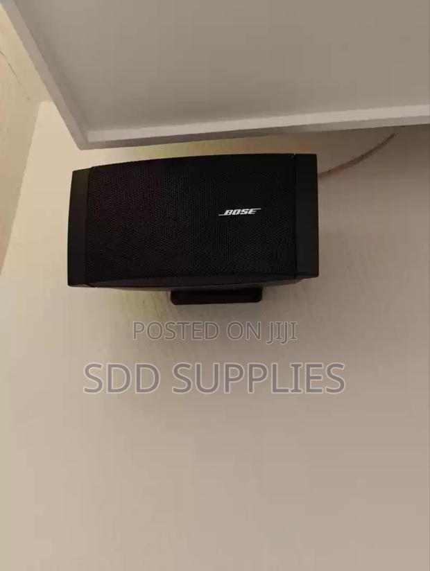 Bose Waterproof Outdoor Wall Speaker Ds16se Switcheable 8ohms/100 Volt · Photo 1