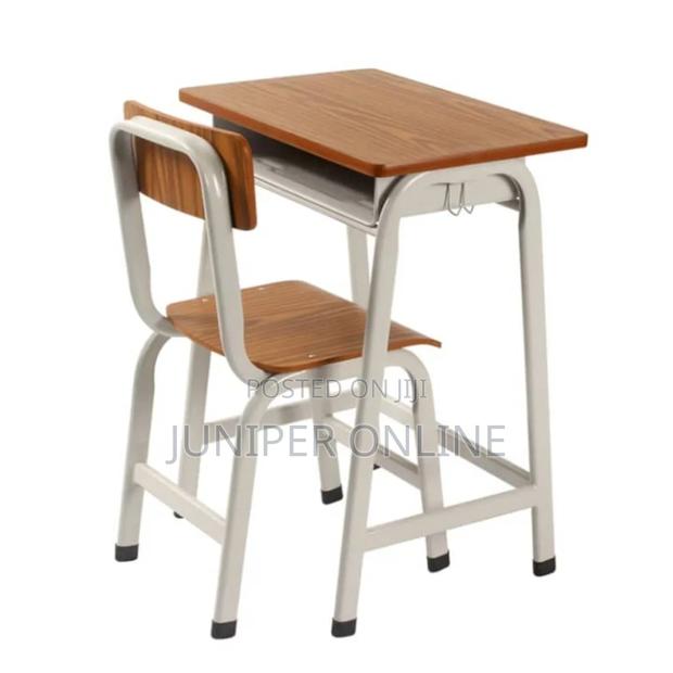 Study Chair and Table Plems · Photo 1