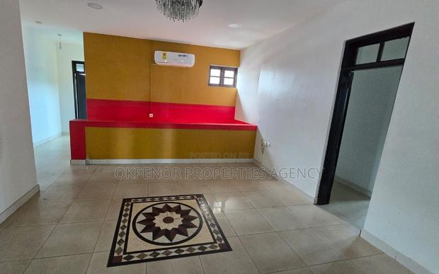 2bdrm House in Osu, Oxford Street for rent · Photo 5