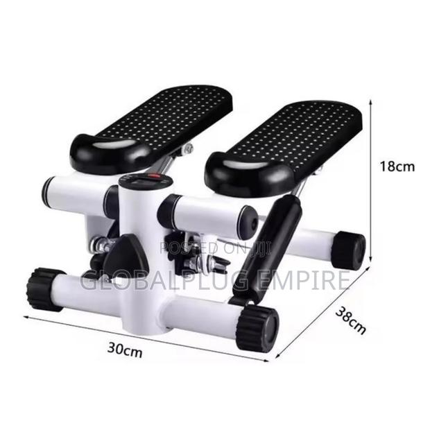 Stair Stepper Exercise Machine · Photo 3