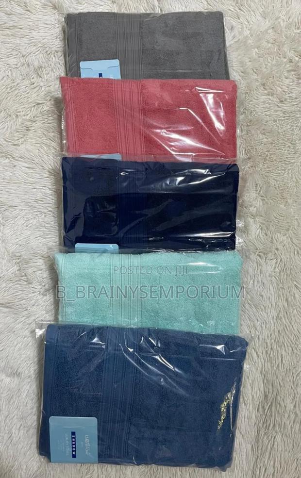 100% Cotton Salon Size Towels