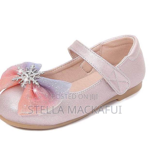 Princess Shoe Size 21 Only · Photo 3