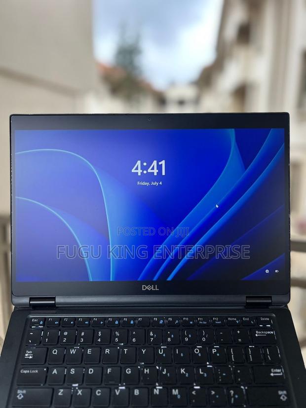 Laptop Dell Latitude 7390 8GB Intel Core I5 SSD 256GB · Photo 2