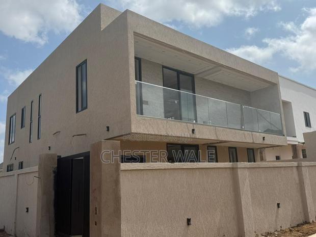 5bdrm House in Greater Accra for sale · Photo 4