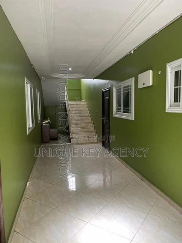 Furnished 1bdrm Apartment in Unique Key Agency, East Legon for rent · Photo 3
