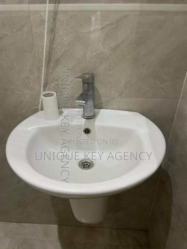 Furnished 1bdrm Apartment in Unique Key Agency, East Legon for rent · Photo 8