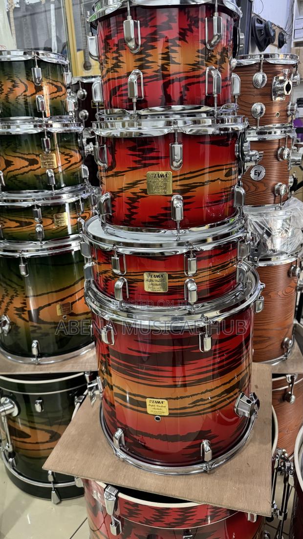 5 Set Original Tama Drums With Two Cymbals · Photo 1