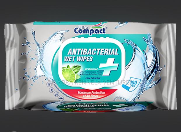 Ultra Compact Wet Wipes · Photo 2