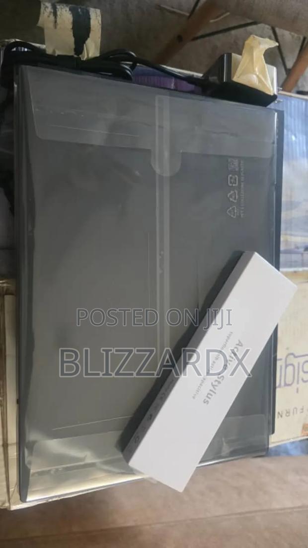 New Laptop Asus Zenbook Duo 14 32GB Qualcomm Snapdragon X Plus SSD 1T · Photo 2