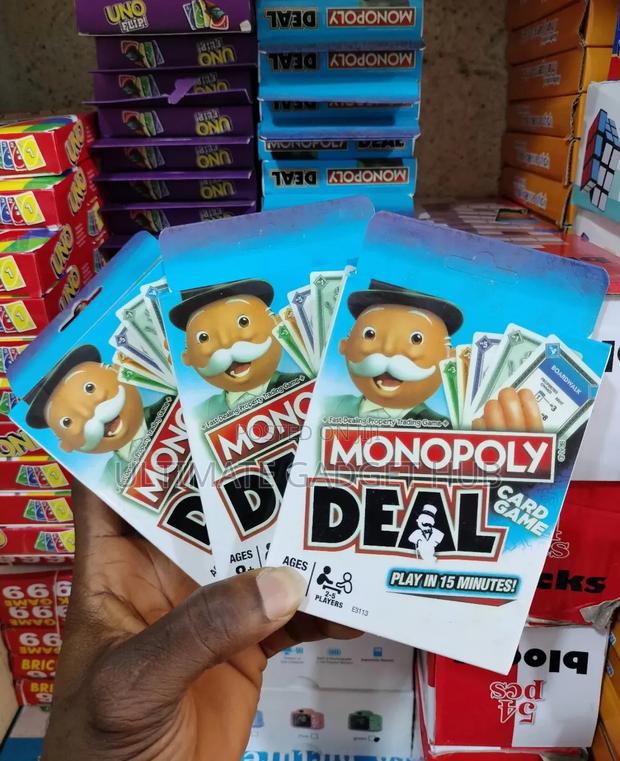 Uno (Monopoly Deal) · Photo 2