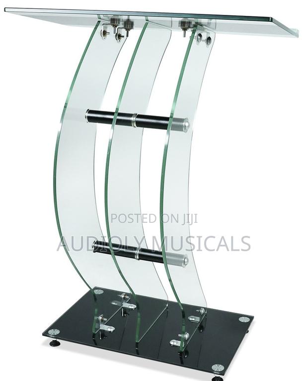 Usa Made Glass Pulpit · Photo 1