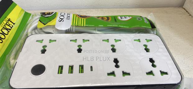 6 Way Multi Extension Board With Usb Port · Photo 2