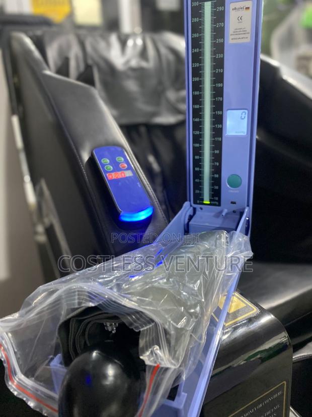 Arcziel Mercury-Free Sphygmomanometer(Led Display) · Photo 2