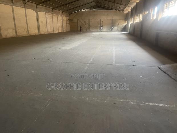 751 SQM Warehouse at North Kaneshie Industrial · Photo 4
