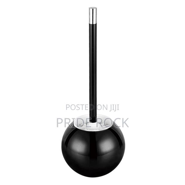 Quality Metal Toilet Brush · Photo 2