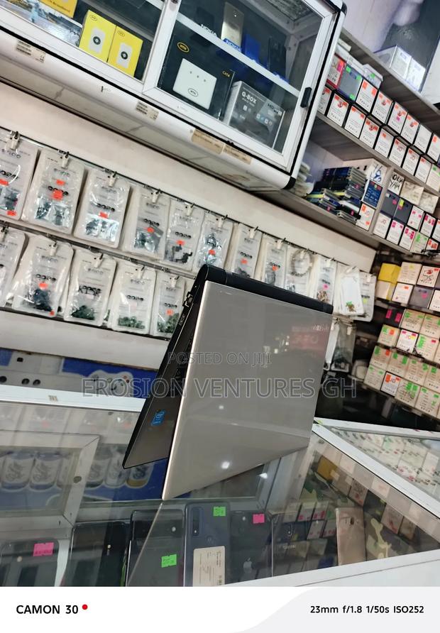 Laptop Toshiba 6GB Intel Core I5 HDD 1T · Photo 1