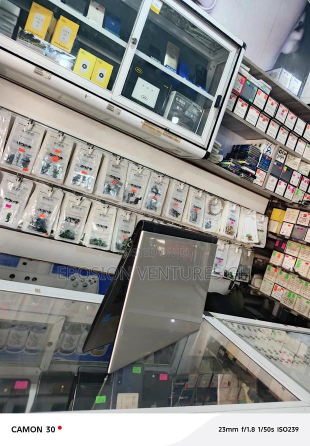 Laptop Toshiba 6GB Intel Core I5 HDD 1T · Photo 4