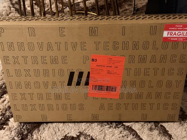 New Laptop MSI Vector 16 HX AI A2XWIG 32GB Intel Core Ultra 7 SSD 1T · Photo 4