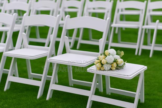 Gladiator Chairs , Fan Back Folding Chairs for Rental · Photo 6