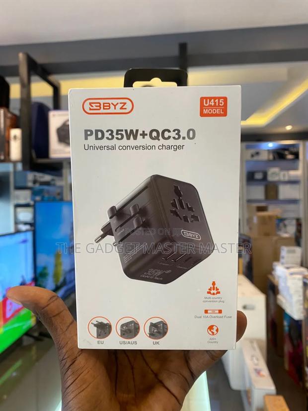 Byz Universal Travel Conversion Charger · Photo 1
