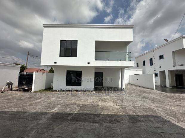 3bdrm House in School Junction, Ashaley Botwe for sale · Photo 1