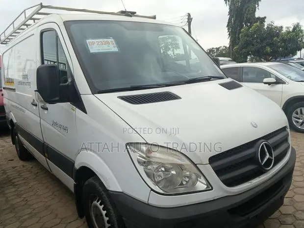 Mercedes-Benz Sprinter 2009 White · Photo 1