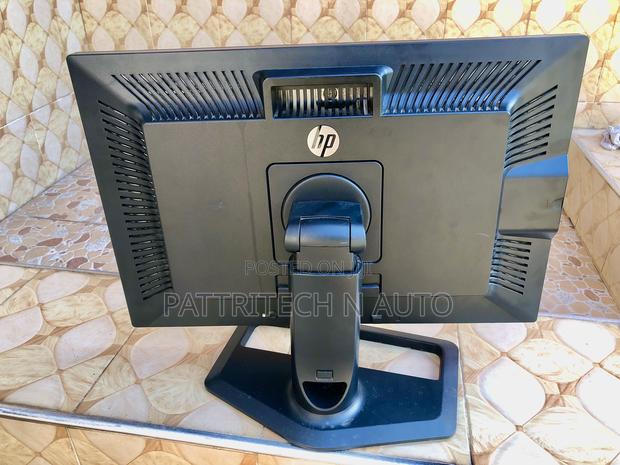 Hp Monitor · Photo 2