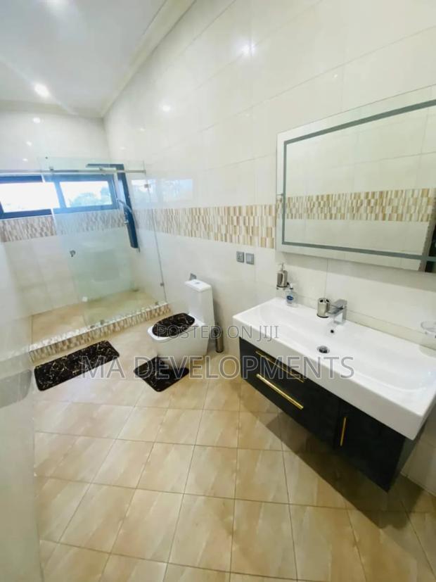 Furnished 5bdrm House in Madev Realty, Cantonments for rent · Photo 5