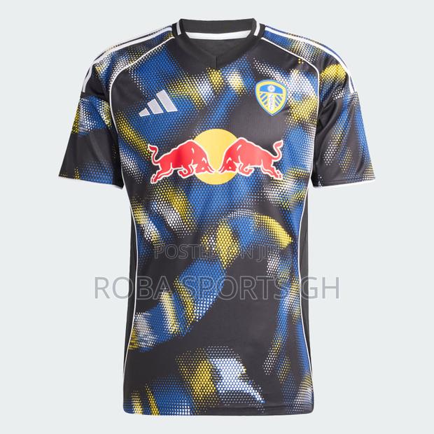 2025/26 Leeds United Third Jersey · Photo 2
