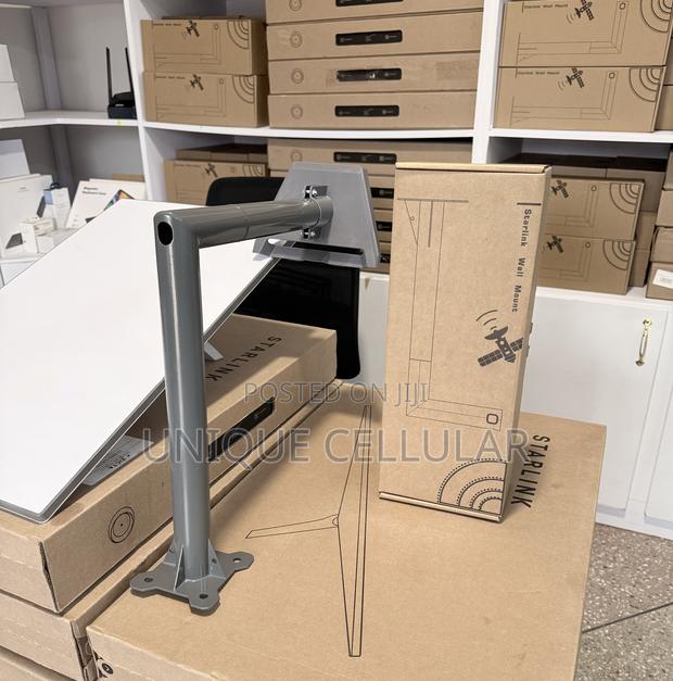 Starlink Standard Dish Wall Mount (Imported Quality) · Photo 3