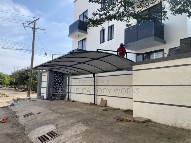 Grey Top Up Car Canopy · Photo 5