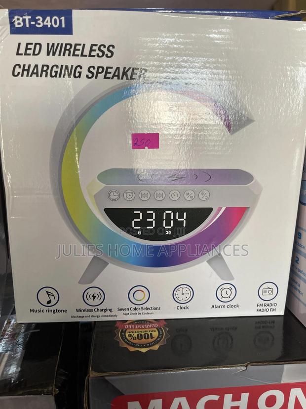 Charge Your Phone With Led Light Bluetooth and Radio Speaker · Photo 3