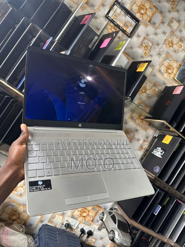 Laptop HP ProBook 440 G7 8GB Intel Core I5 SSD 256GB · Photo 1