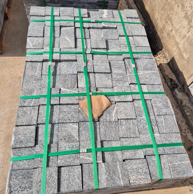 Stone Seler · Photo 5