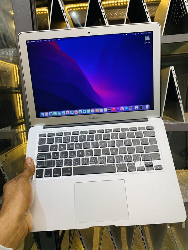 Laptop Apple MacBook Air 8GB Intel Core i5 SSD 128GB · Photo 4