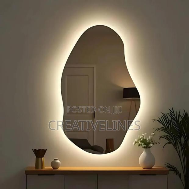 Krafted Mirror Lights · Photo 2