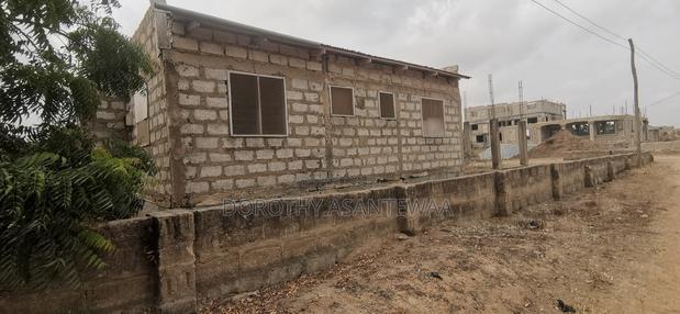 4bdrm Bungalow in Nurses Quarters, Ngleshie Amanfro for sale · Photo 2